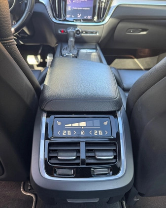 Volvo S60 cena 164000 przebieg: 62163, rok produkcji 2019 z Warszawa małe 596